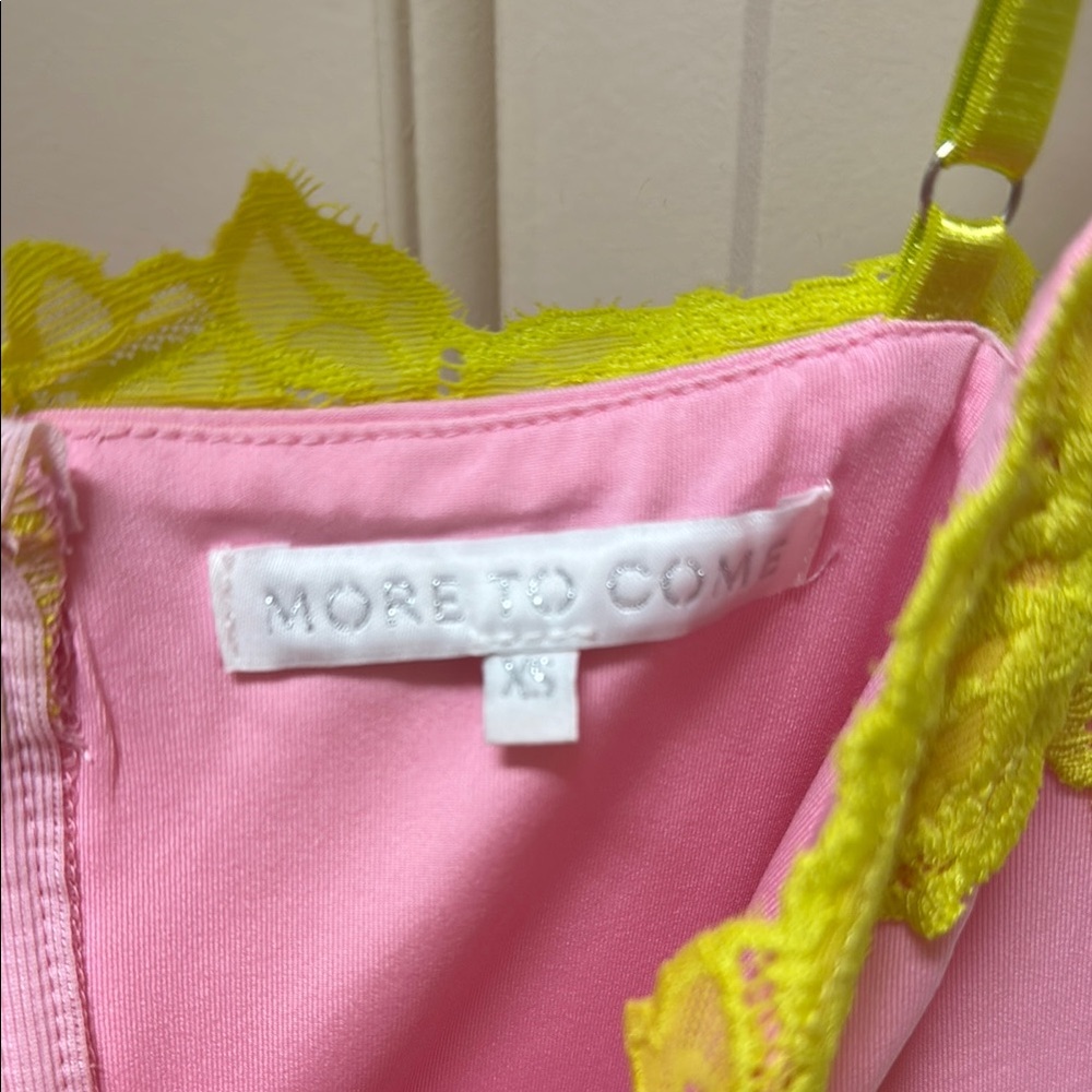Revolve Crop Top - Picture 2 of 2